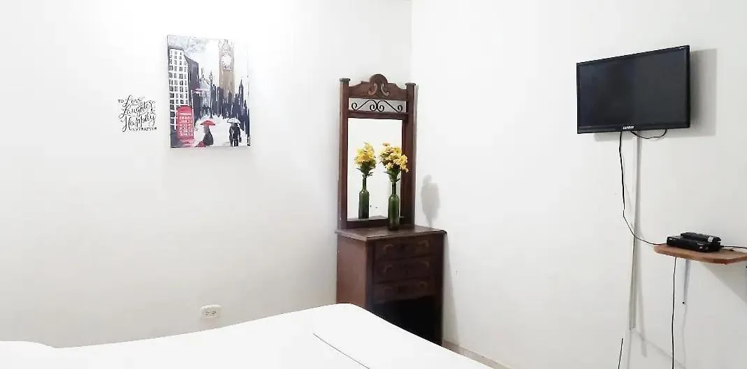 El Oasis Casa Hostal Santa Marta  Guest house