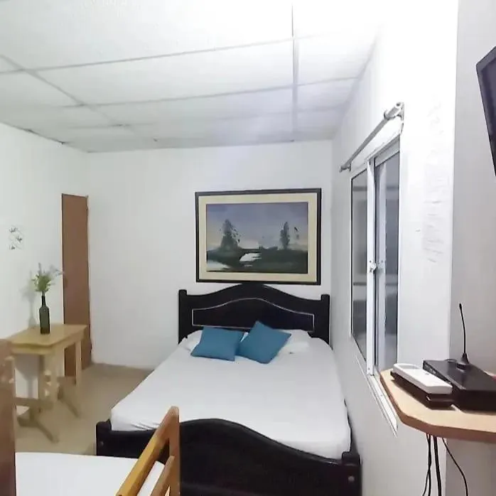 Guest house El Oasis Casa Hostal Santa Marta